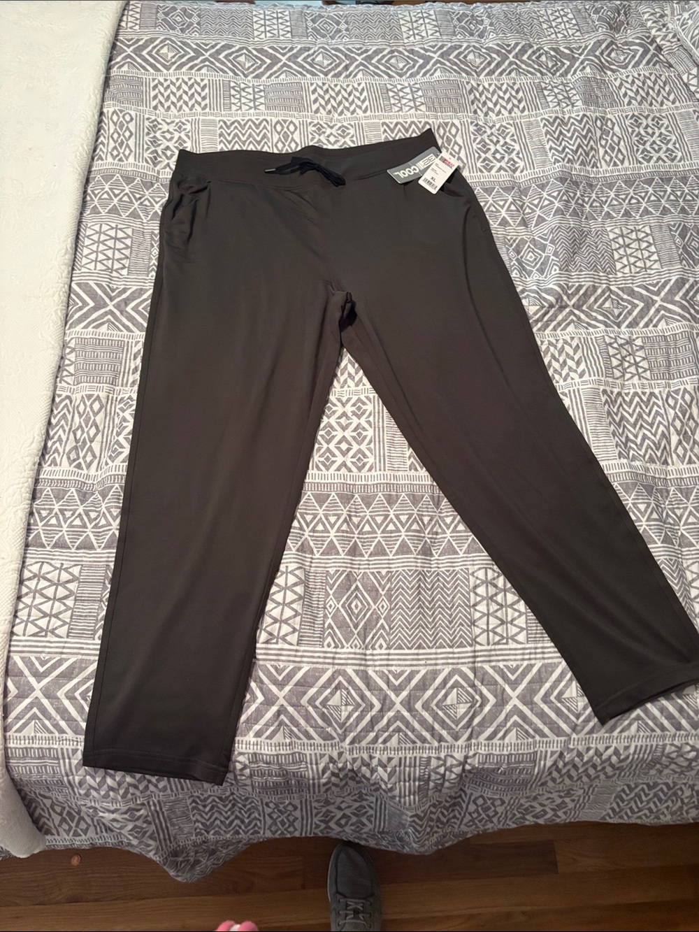 Women’s olive green Active Drawstring Pants